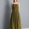 Gestuftes Smock-Maxikleid Gestuftes Smock-Maxikleid