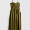 Gestuftes Smock-Maxikleid Gestuftes Smock-Maxikleid