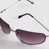 Getönte Wrap-Around-Sonnenbrille Getönte Wrap-Around-Sonnenbrille