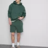 Gewaschene Shorts mit Gummizug Gewaschene Shorts mit Gummizug