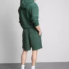 Gewaschene Shorts mit Gummizug Gewaschene Shorts mit Gummizug