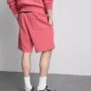 Gewaschene Shorts mit Gummizug Gewaschene Shorts mit Gummizug
