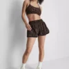 Gewebte Laufshorts mit Leopardenmuster Gewebte Laufshorts mit Leopardenmuster