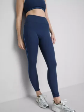 Glatte, stützende Active-Leggings mit Pipe-Detail