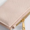 Handtasche mit Krokodil-Optik
