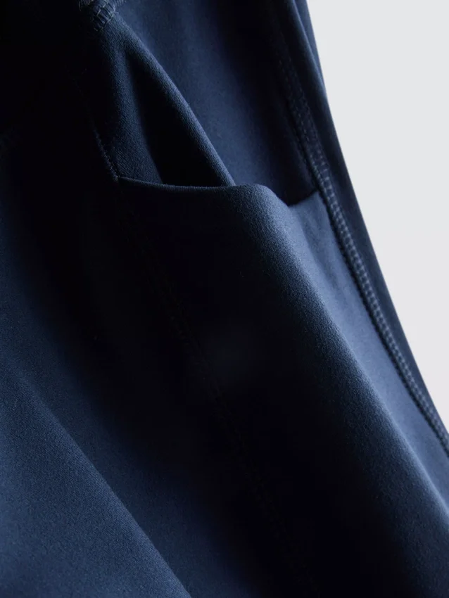Hoch taillierte, glatte Active-Leggings mit Stützfunktion Hoch taillierte, glatte Active-Leggings mit Stützfunktion