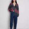 Hoch taillierte, konisch zulaufende Jeans aus Baumwoll-Denim Hoch taillierte, konisch zulaufende Jeans aus Baumwoll-Denim