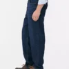 Hoch taillierte, locker sitzende Jeans Hoch taillierte, locker sitzende Jeans