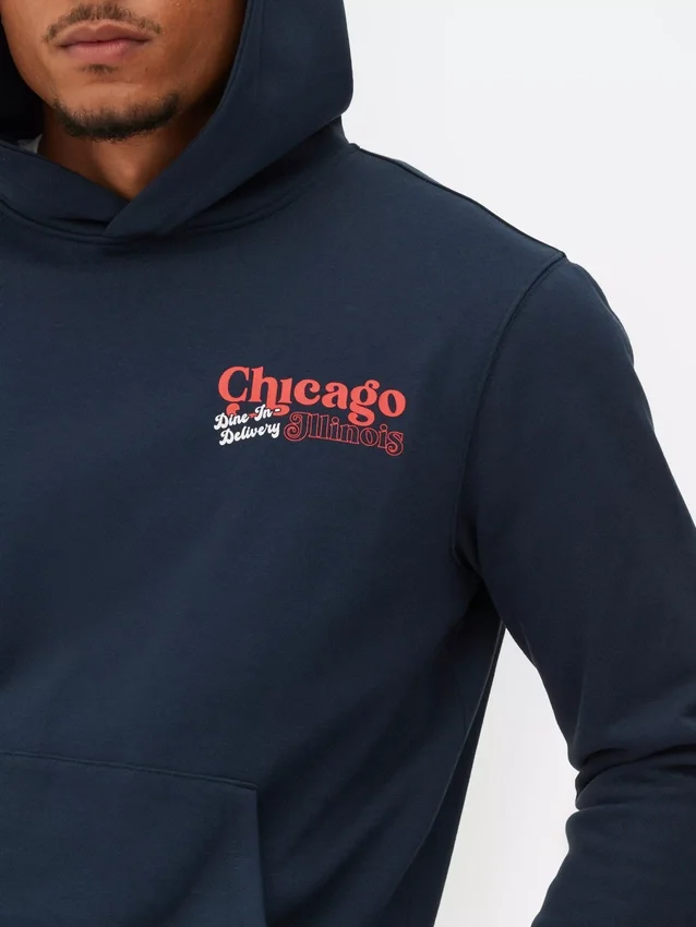 Hoodie mit „Chicago Deep Dish“-Motiv Hoodie mit „Chicago Deep Dish“-Motiv