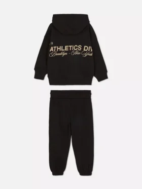 Hoodie- und Jogginghosen-Set der Athletics-Kollektion Hoodie- und Jogginghosen-Set der Athletics-Kollektion