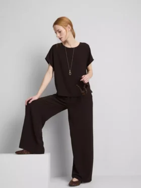 Hose mit elastischem Bund und weitem Bein