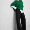 Hose mit elastischem Bund und weitem Bein Hose mit elastischem Bund und weitem Bein