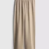 Hose mit elastischem Bund und weitem Bein Hose mit elastischem Bund und weitem Bein