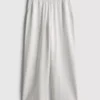 Hose mit elastischem Bund und weitem Bein Hose mit elastischem Bund und weitem Bein