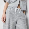 Hose mit Oxford-Streifen und Kordelzug Hose mit Oxford-Streifen und Kordelzug