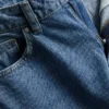 Jeans aus Baumwoll-Denim mit konisch zulaufendem, geradem Bein Jeans aus Baumwoll-Denim mit konisch zulaufendem, geradem Bein