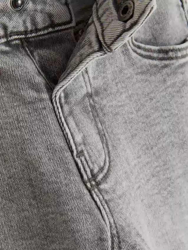 Jeans in schmaler Passform Jeans in schmaler Passform