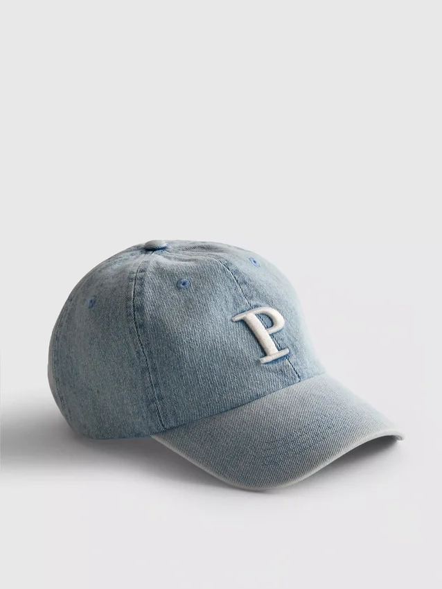 Jeans-Kappe mit Initialen Jeans-Kappe mit Initialen