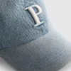 Jeans-Kappe mit Initialen Jeans-Kappe mit Initialen