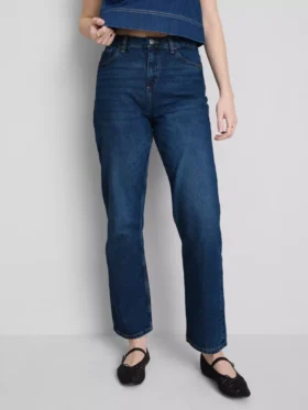 Jeans mit hoher Taille und geradem Bein