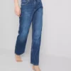 Jeans mit hoher Taille und geradem Bein Jeans mit hoher Taille und geradem Bein