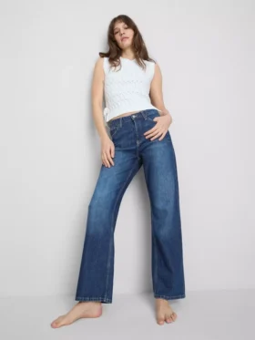 Jeans mit hoher Taille und geradem Bein