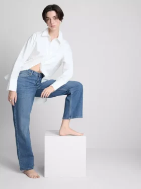 Jeans mit hoher Taille und geradem Bein