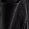 Jeans mit hoher Taille und geradem Bein Jeans mit hoher Taille und geradem Bein