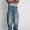 Jeans mit mittlerer Leibhöhe Jeans mit mittlerer Leibhöhe