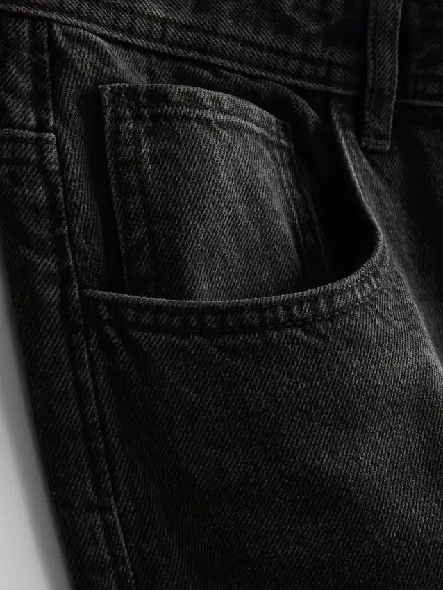 Jeans mit mittlerer Leibhöhe Jeans mit mittlerer Leibhöhe
