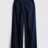Jeans mit mittlerer Leibhöhe, Gürtel und weitem Bein Jeans mit mittlerer Leibhöhe, Gürtel und weitem Bein