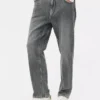 Jeans mit mittlerer Leibhöhe und geradem Bein Jeans mit mittlerer Leibhöhe und geradem Bein