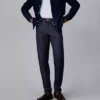 Jeans mit mittlerer Leibhöhe und schmaler Passform Jeans mit mittlerer Leibhöhe und schmaler Passform