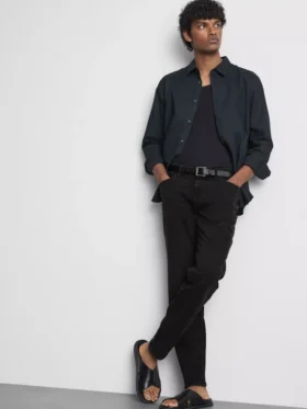 Jeans mit mittlerer Leibhöhe und schmaler Passform