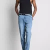 Jeans mit mittlerer Leibhöhe und schmaler Passform Jeans mit mittlerer Leibhöhe und schmaler Passform