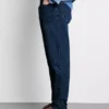 Jeans mit mittlerer Leibhöhe und schmaler Passform Jeans mit mittlerer Leibhöhe und schmaler Passform