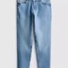 Jeans mit mittlerer Leibhöhe und schmaler Passform Jeans mit mittlerer Leibhöhe und schmaler Passform