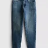 Jeans mit mittlerer Leibhöhe und schmaler Passform Jeans mit mittlerer Leibhöhe und schmaler Passform