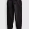 Jeans mit mittlerer Leibhöhe und schmaler Passform Jeans mit mittlerer Leibhöhe und schmaler Passform