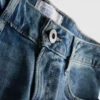 Jeans mit mittlerer Leibhöhe und schmaler Passform Jeans mit mittlerer Leibhöhe und schmaler Passform