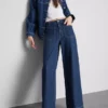 Jeans mit weitem Bein und Taschen vorne Jeans mit weitem Bein und Taschen vorne
