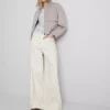 Jeans mit weitem Bein und Taschen vorne Jeans mit weitem Bein und Taschen vorne
