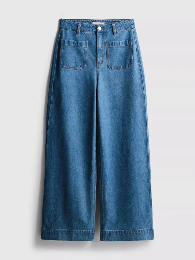 Jeans mit weitem Bein und Taschen vorne Jeans mit weitem Bein und Taschen vorne