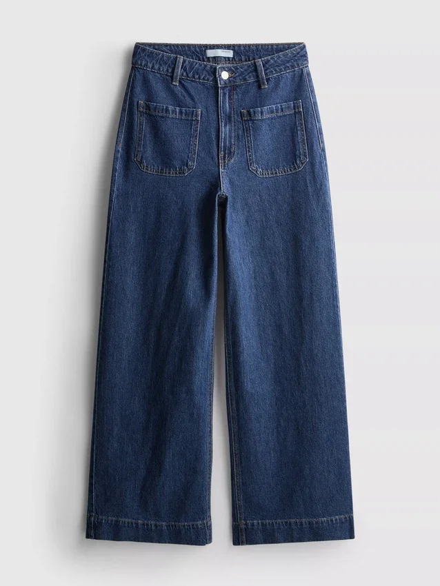Jeans mit weitem Bein und Taschen vorne Jeans mit weitem Bein und Taschen vorne
