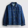 Jeansjacke aus Baumwolle mit aufgesetzten Taschen Jeansjacke aus Baumwolle mit aufgesetzten Taschen