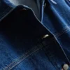 Jeansjacke aus Baumwolle mit aufgesetzten Taschen Jeansjacke aus Baumwolle mit aufgesetzten Taschen
