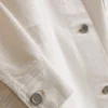 Jeansjacke aus Baumwolle mit aufgesetzten Taschen Jeansjacke aus Baumwolle mit aufgesetzten Taschen