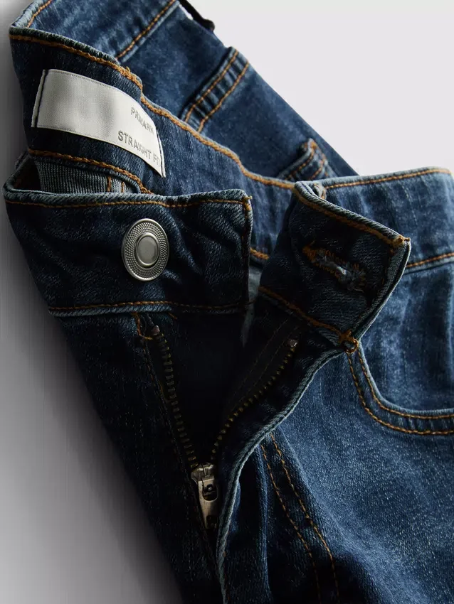 Jeansshorts in gerader Passform Jeansshorts in gerader Passform