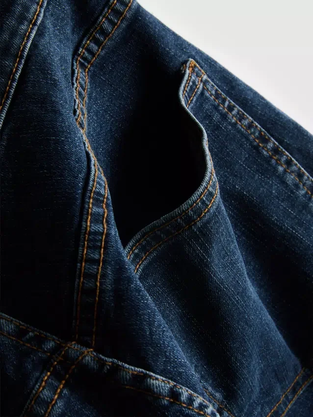 Jeansshorts in gerader Passform Jeansshorts in gerader Passform