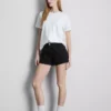 Jeansshorts mit mittlerer Leibhöhe und Umschlag Jeansshorts mit mittlerer Leibhöhe und Umschlag